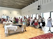 Výstava krojov počas leopoldovských hodov